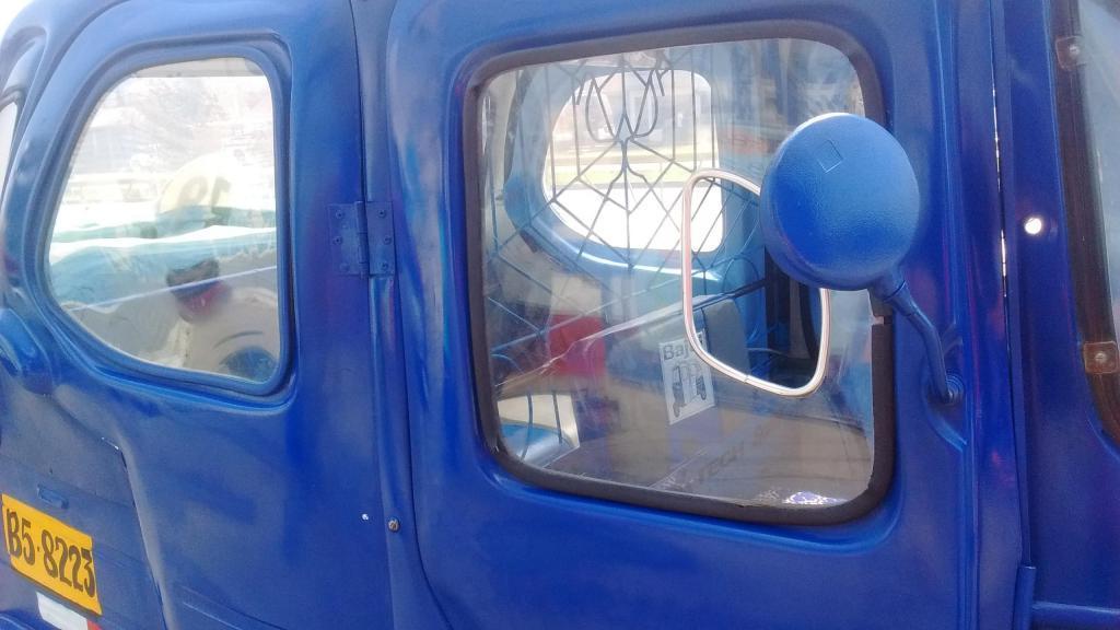 Vendo moto torito año 2011 llamar 955752900