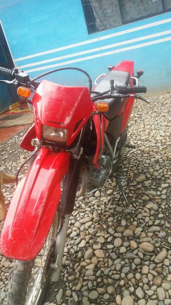 Vendo Moto Honda Tornado Xr250