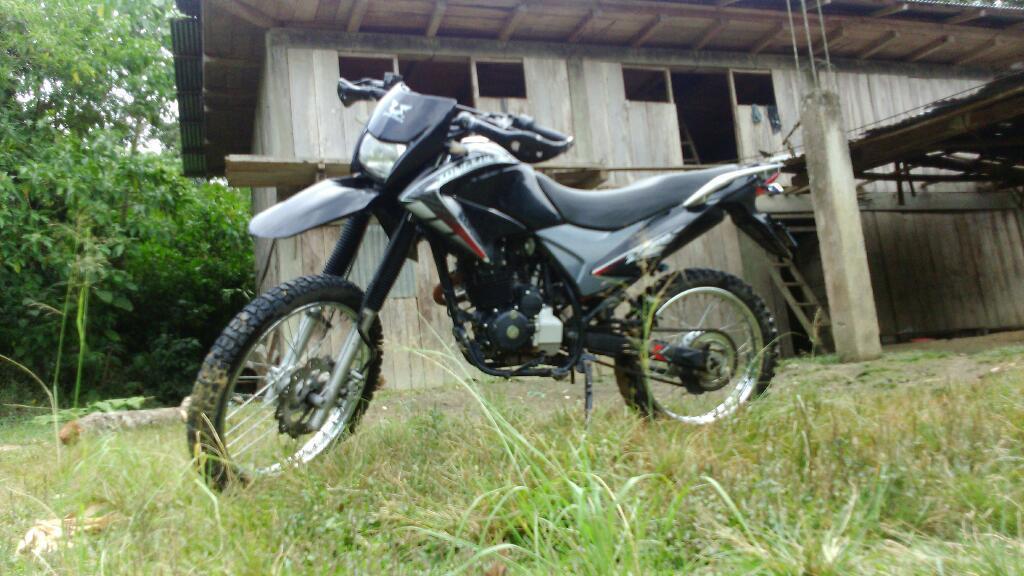 Vendo Potente Moto Zongshen Zx 200