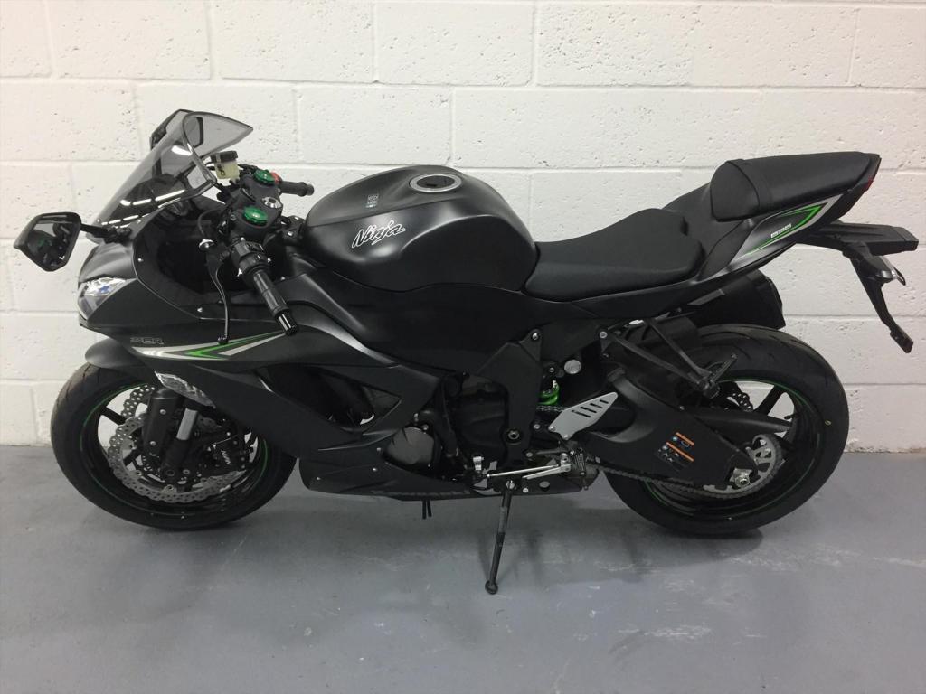 NINJA® ZX™6R ABS*