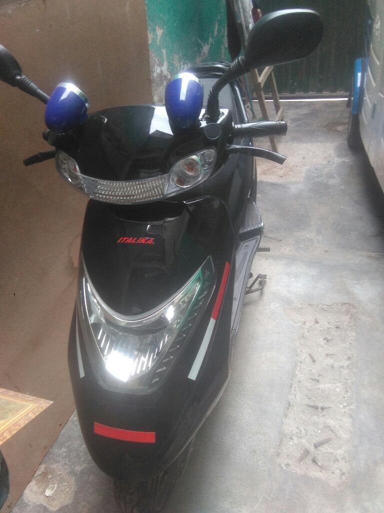 Vendo Moto Italika 125 Casi Nueva