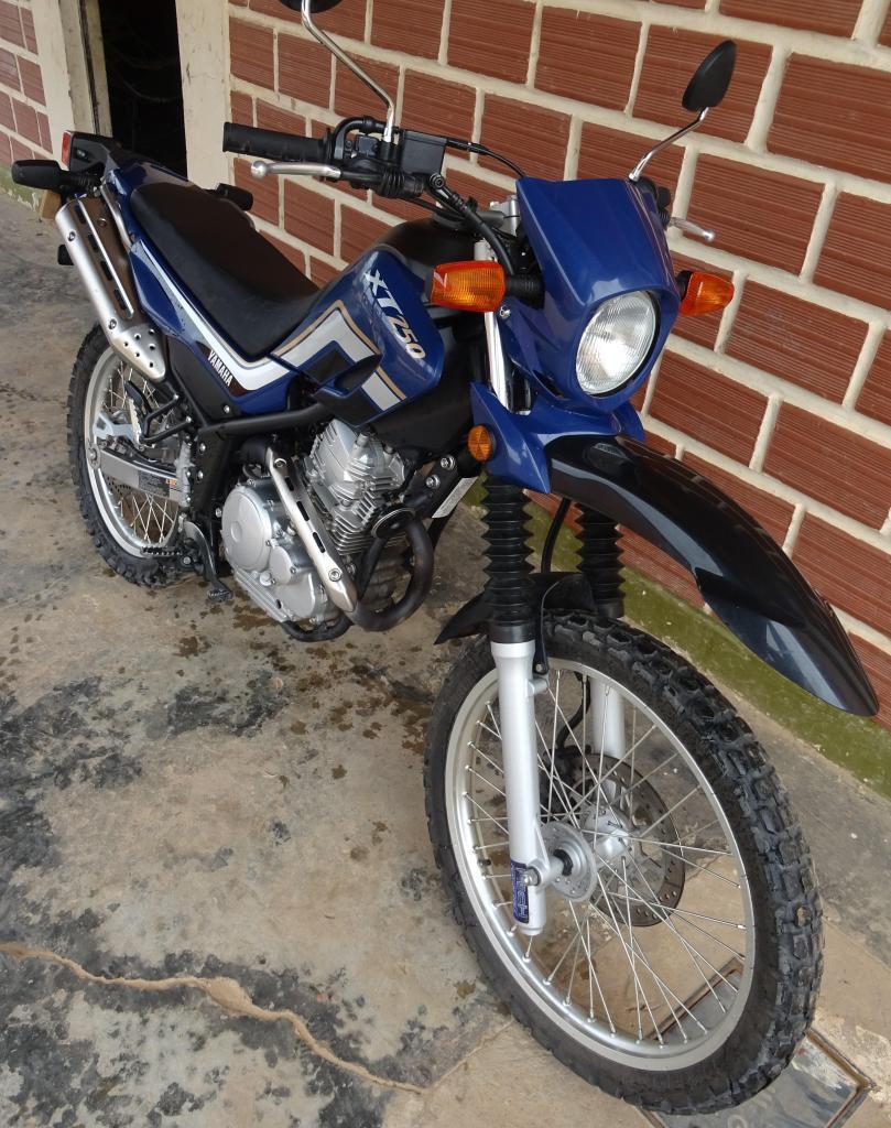 VENDO YAMAHA XT 250 JAPONESA MODELO 2017