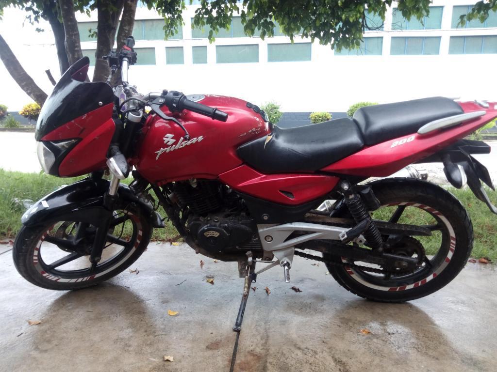 MOTO PULSAR 200 2009