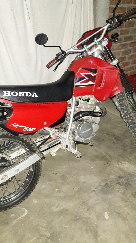 Moto Honda 200