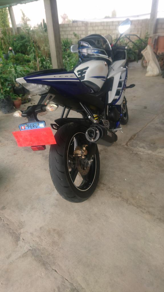Se Vende Moto Deportiva Yamaha R15
