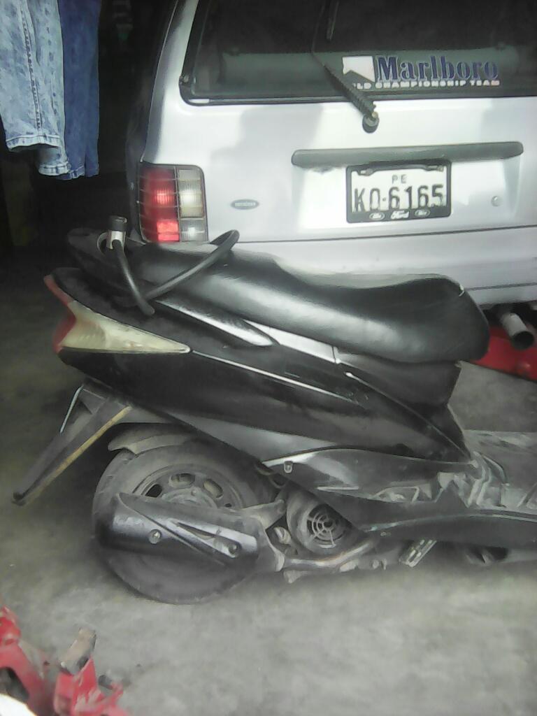 Vendo Moto Lineal Scooter(lifan)