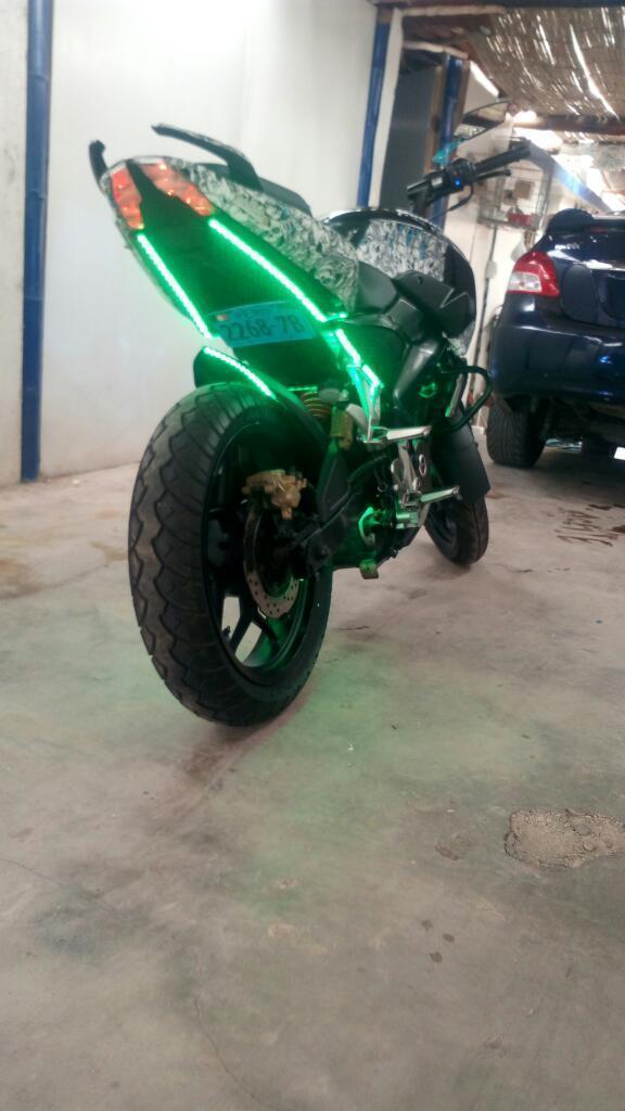 Moto Pulsar 200 Ns