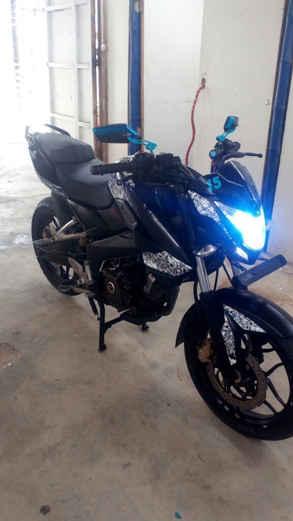 Moto Pulsar 200 Ns