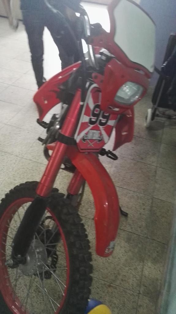 Motocross Roja
