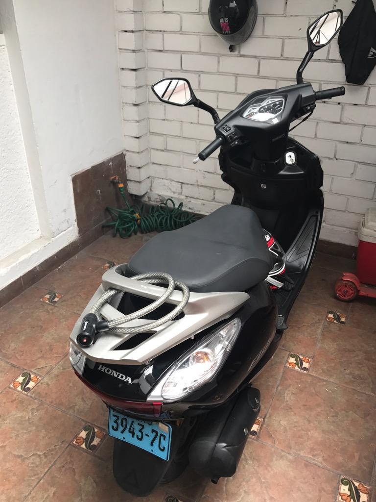 Moto Honda Elite 2015